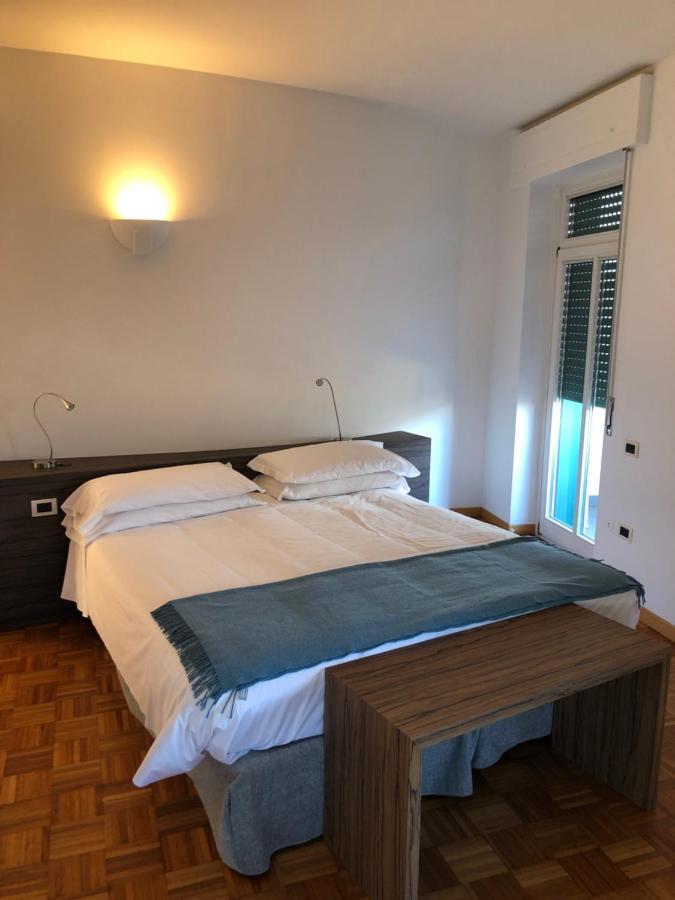 Albergo Del Sole Porto Valtravaglia Exterior photo